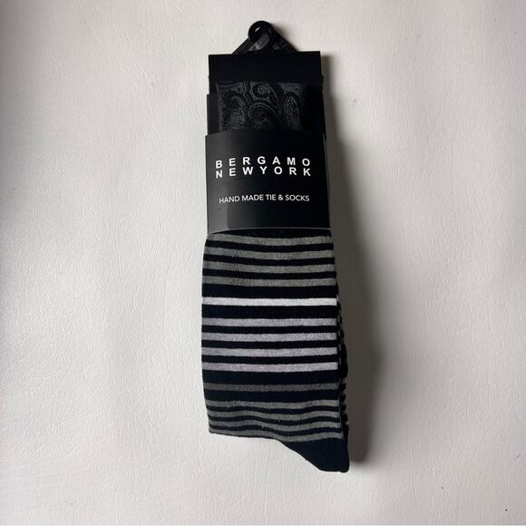Bergamo New York Handmade Tie and Socks Combo Pack
 NWT - Picture 1 of 7